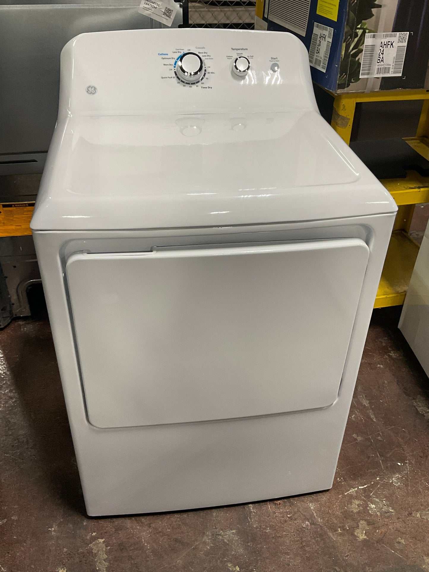 GE 6.2 cu. ft. Capacity Electric Dryer with Up To 120 ft. Venting and Shallow Depth