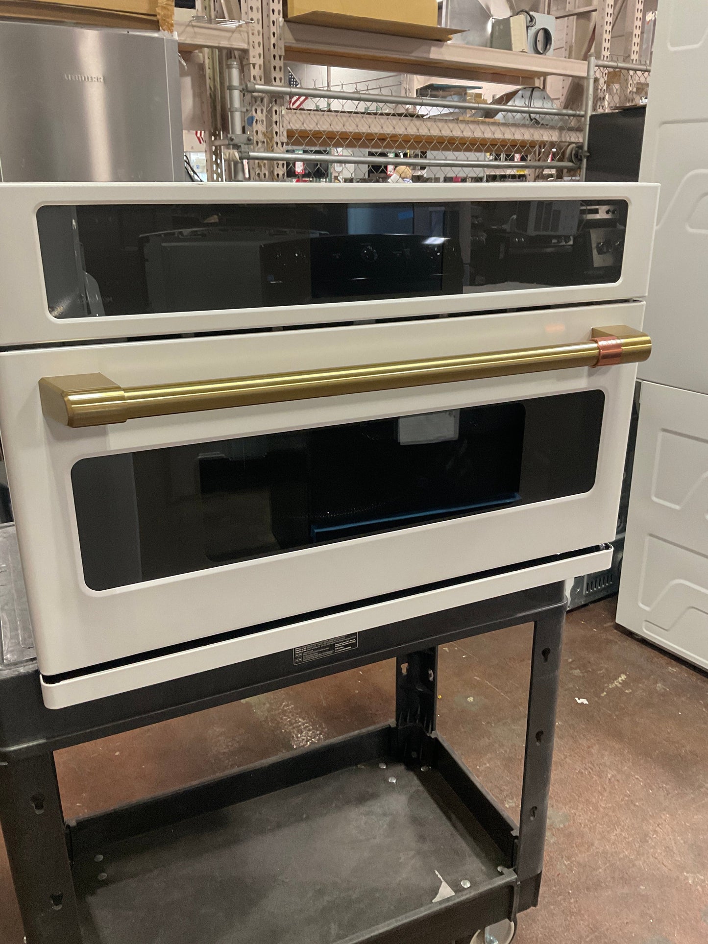 CAFÉ™ 30" Custom Speed Cook Oven with 120V Advantium® Technology