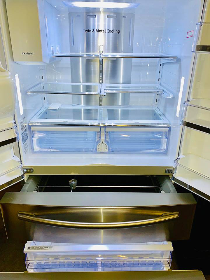 Samsung Family Hub French Refrigerator
