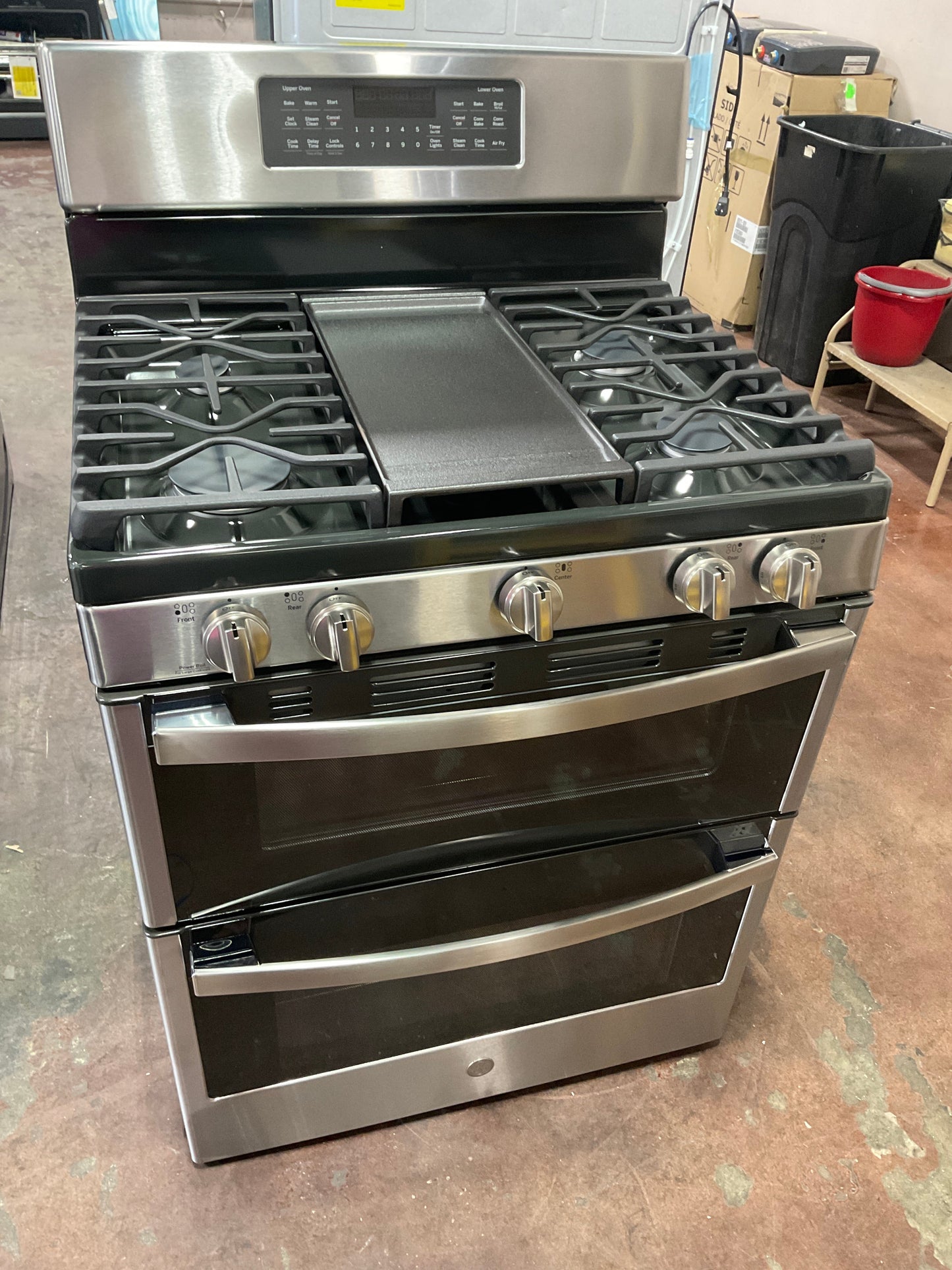 GE 30" Free-Standing Gas Double Oven Convection Range