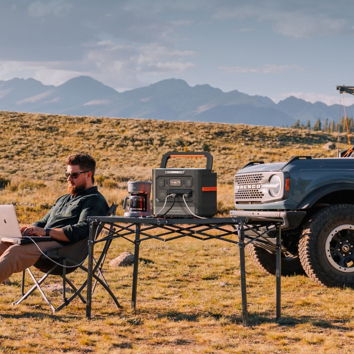 Jackery Explorer 1500 Ultra Portable Power Station | 1536Wh | 1800W | 800W Solar Input