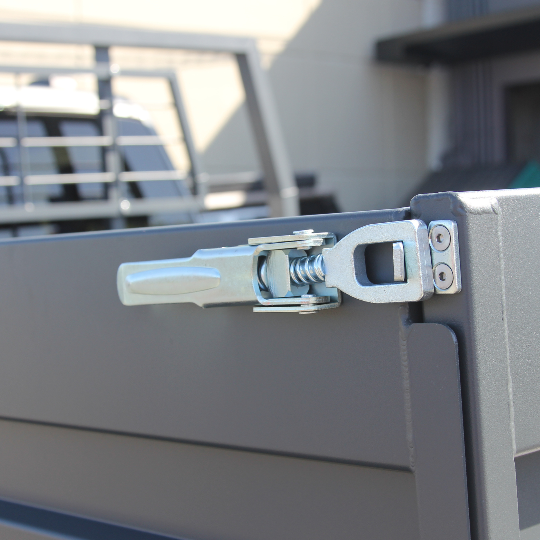 Mid-Size Regular Flatbed Truck Body - with Short Headache Rack