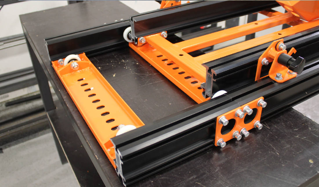 AC 003 Main Frame Extender