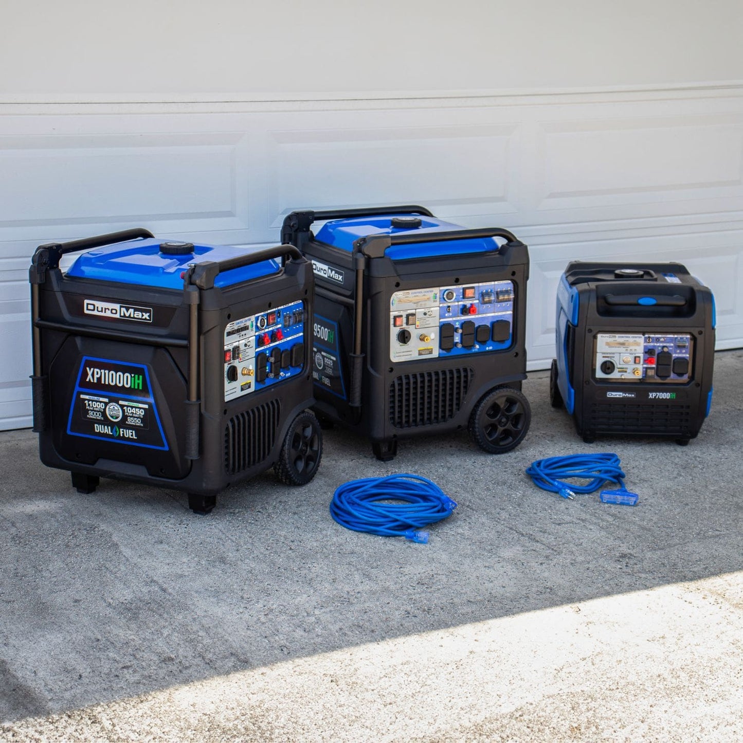 DuroMax XP11000iH Dual Fuel 9000W/11000W Portable Inverter Generator | CO Alert