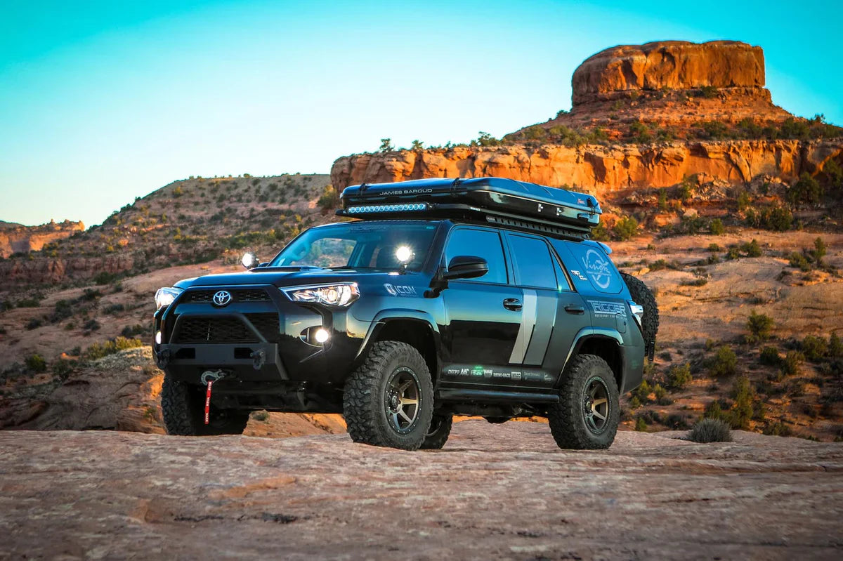 VisionX 2010-2023 Toyota 4-Runner A-Pillar Mounts with 4.7" CG2 Light Cannon
