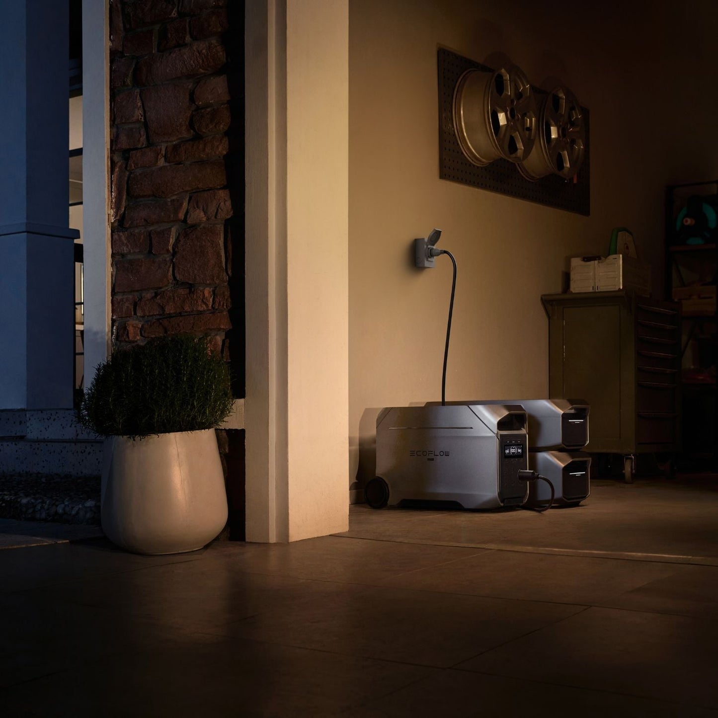 EcoFlow DELTA 3 Ultra Plus Portable Power Station | 3072Wh | 3600W | 1600W Solar Input