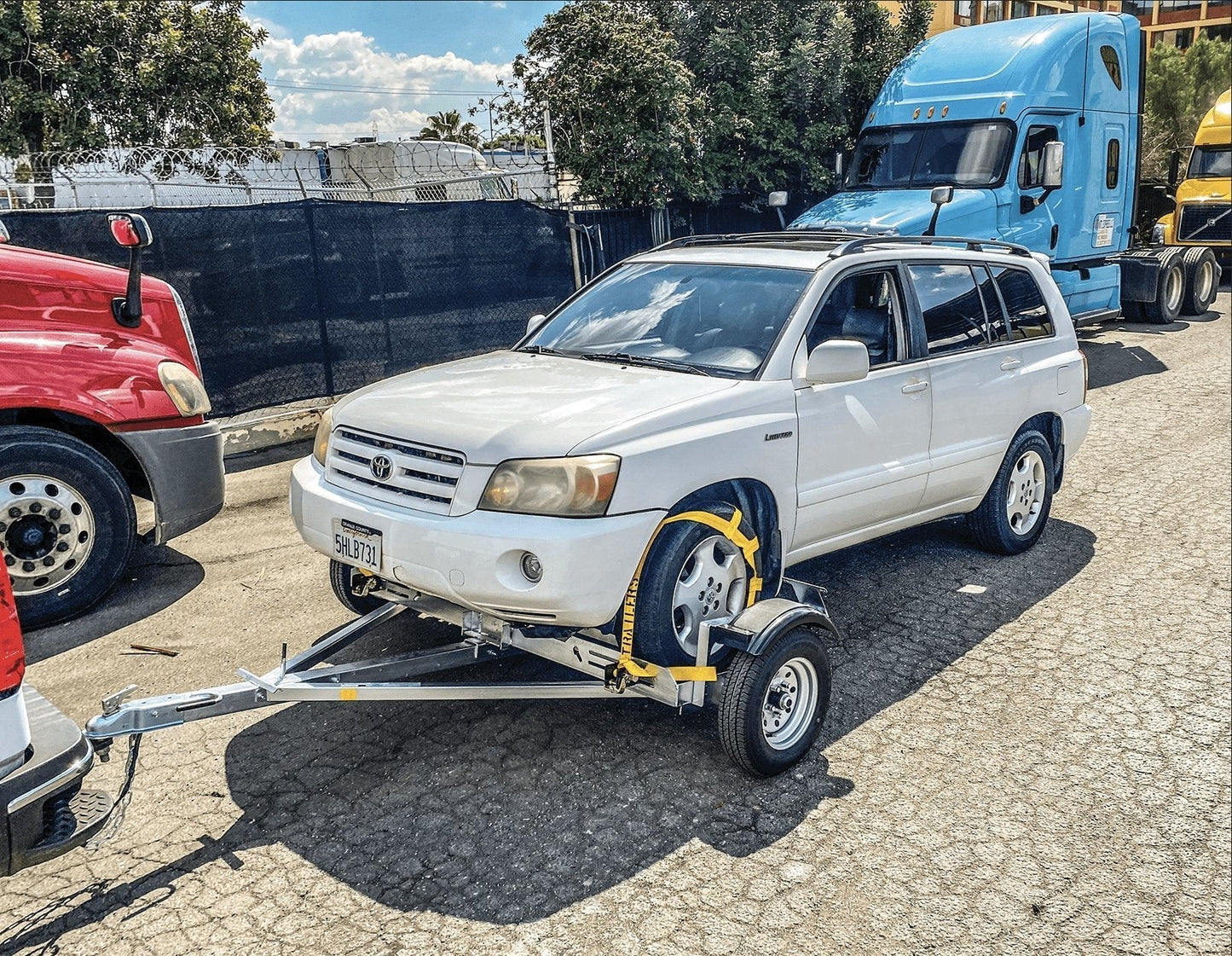 Galvanized Stand Up Car Tow Dolly