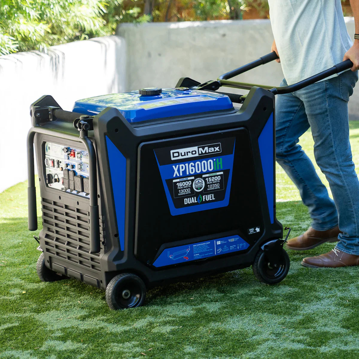 DuroMax XP16000iH Dual Fuel 12350W/16000W Portable Inverter Generator | CO Alert