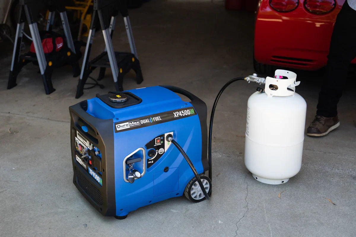 DuroMax XP4500iH Dual Fuel 3420W/4500W Portable Inverter Generator | CO Alert