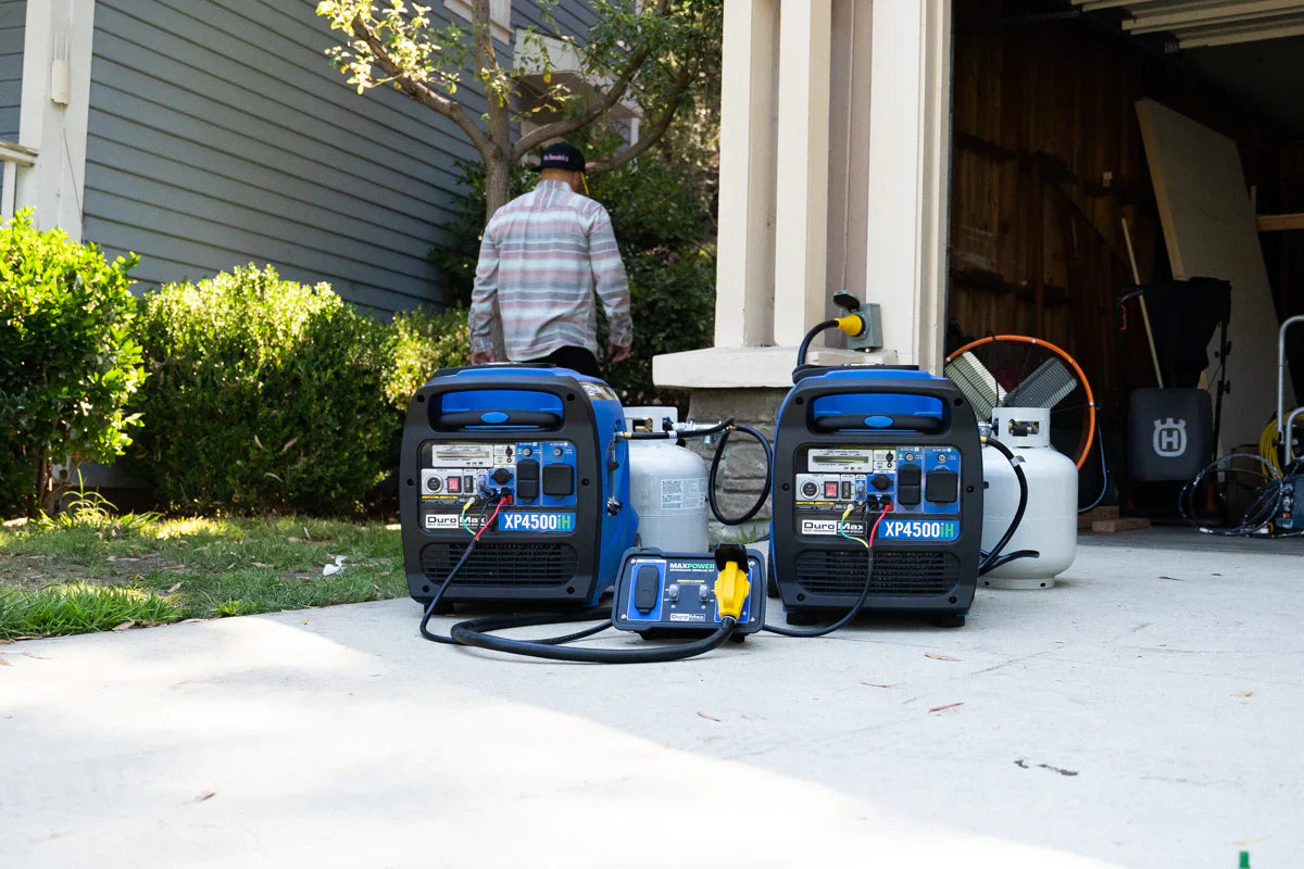 DuroMax XP4500iH Dual Fuel 3420W/4500W Portable Inverter Generator | CO Alert
