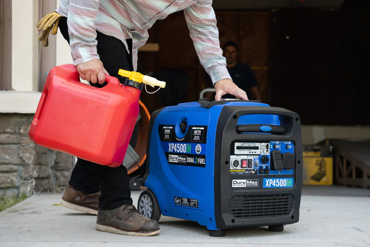 DuroMax XP4500iH Dual Fuel 3420W/4500W Portable Inverter Generator | CO Alert
