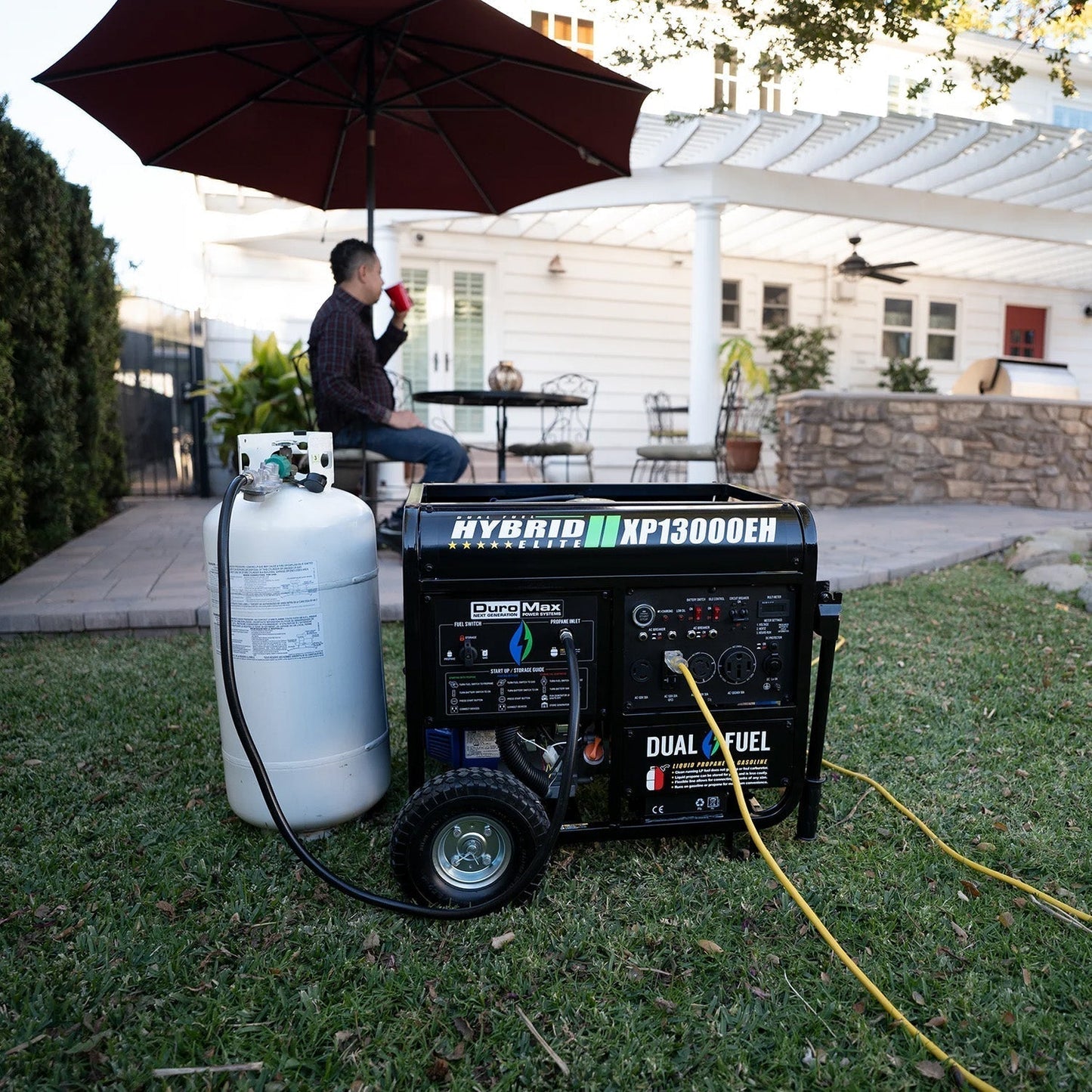 DuroMax XP13000EH Dual Fuel 10500W/13000W Portable Generator