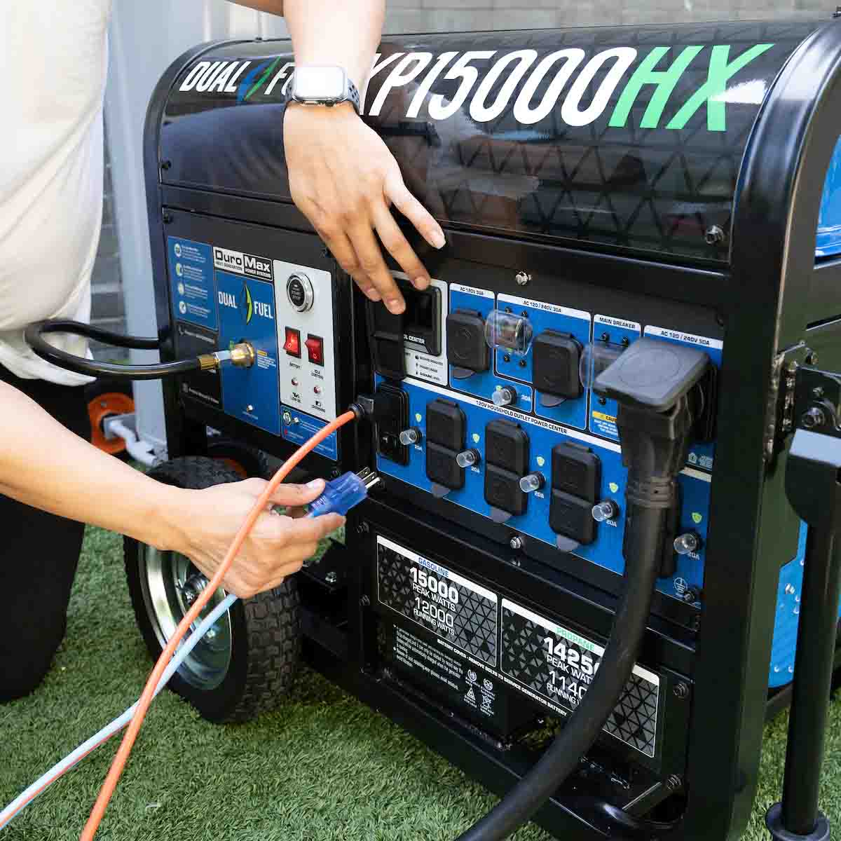 DuroMax XP15000HX Dual Fuel 12000W/15000W Portable Generator | Electric Start