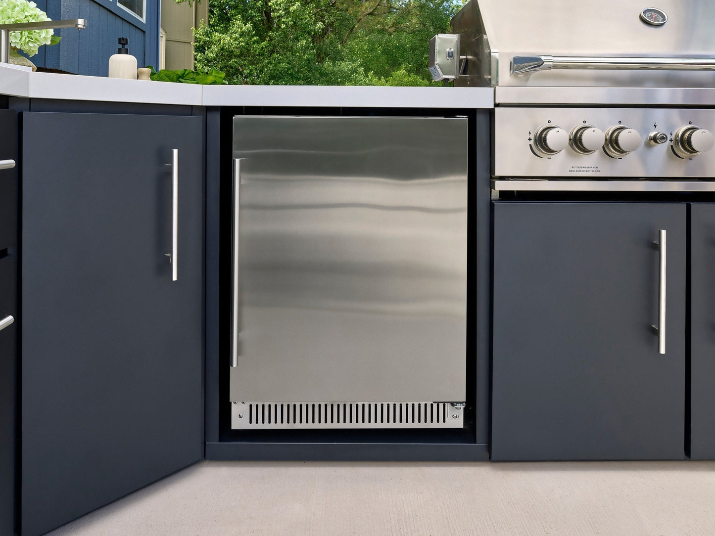 Emory | Corner Outdoor Kitchen Island with Built-In Grill & Pizza Oven