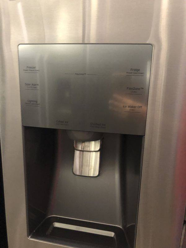 Samsung Show case 4 door refrigerator in stainless steel