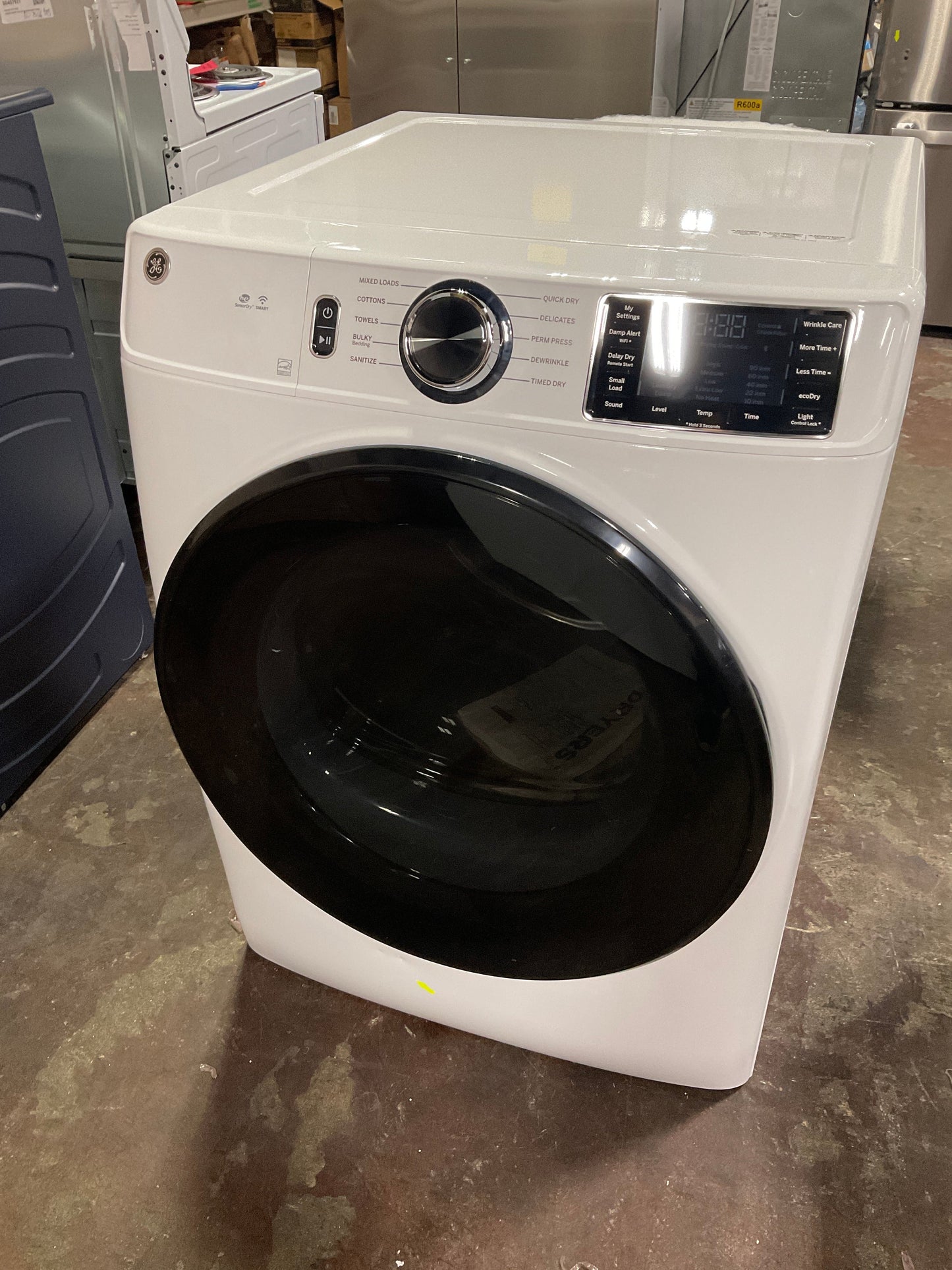 GE GE® ENERGY STAR® 7.8 cu. ft. Capacity Smart Front Load Electric Dryer with Sanitize Cycle
