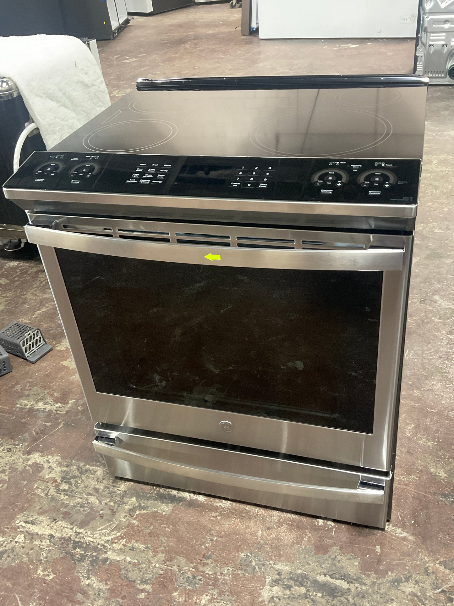 GE Profile™ 30" Smart Slide-In Fingerprint Resistant Front-Control Induction and Convection Range with No Preheat Air Fry