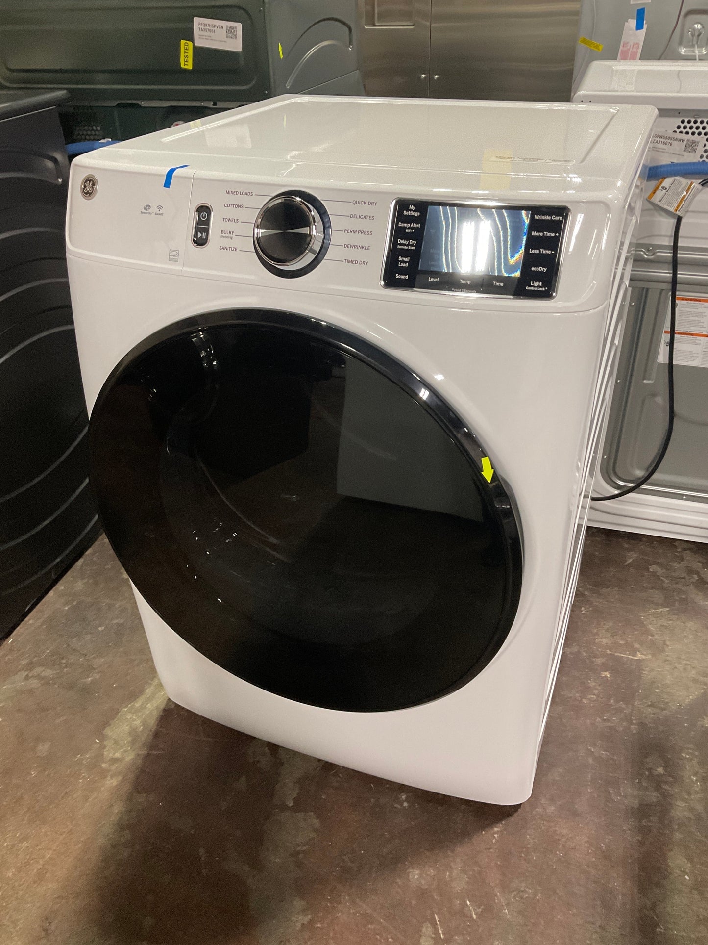 GE GE® ENERGY STAR® 7.8 cu. ft. Capacity Smart Front Load Electric Dryer with Sanitize Cycle
