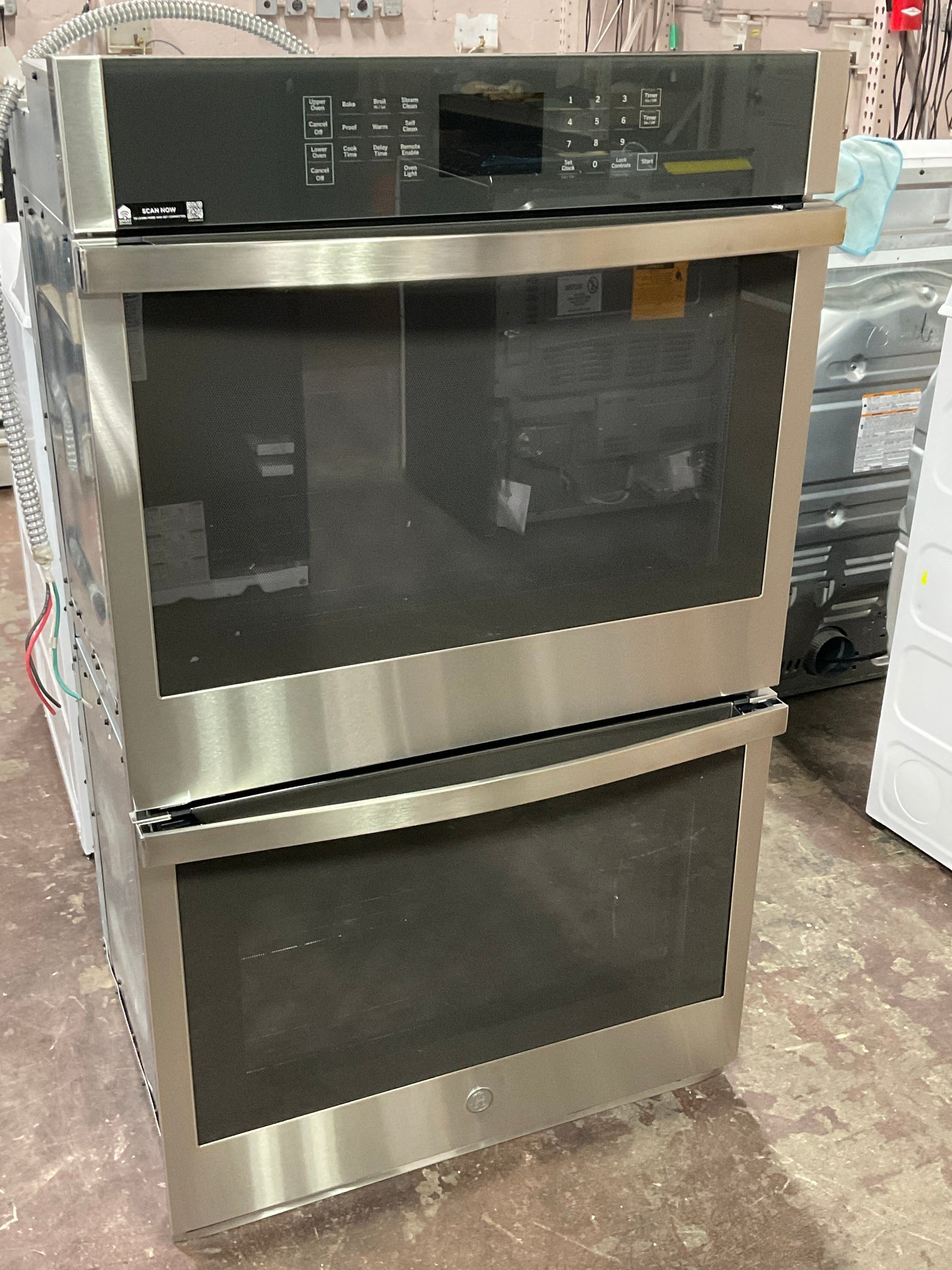 GE® 30" Smart Built-In Self-Clean Double Wall Oven
