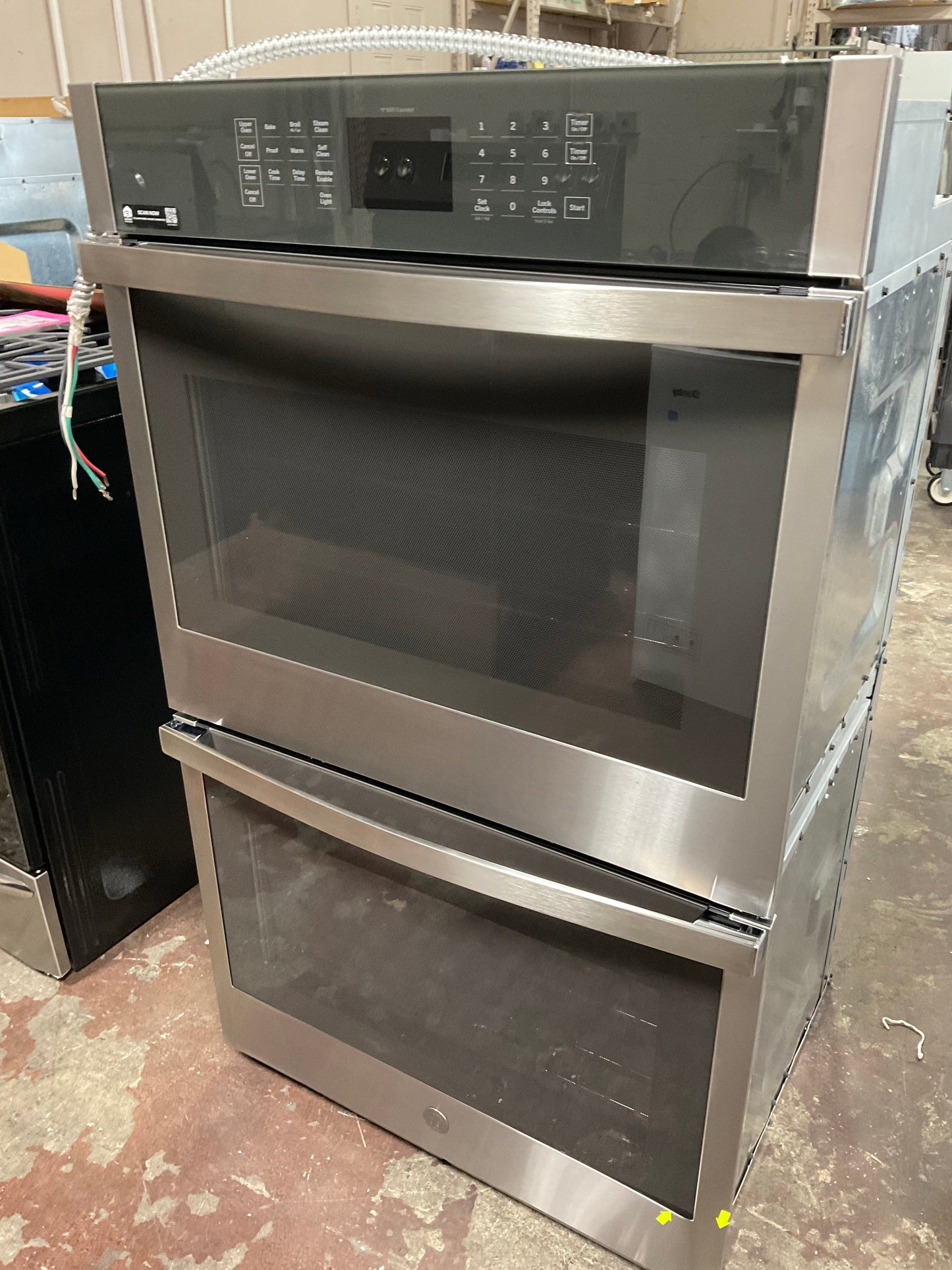 GE® 30" Smart Built-In Self-Clean Double Wall Oven