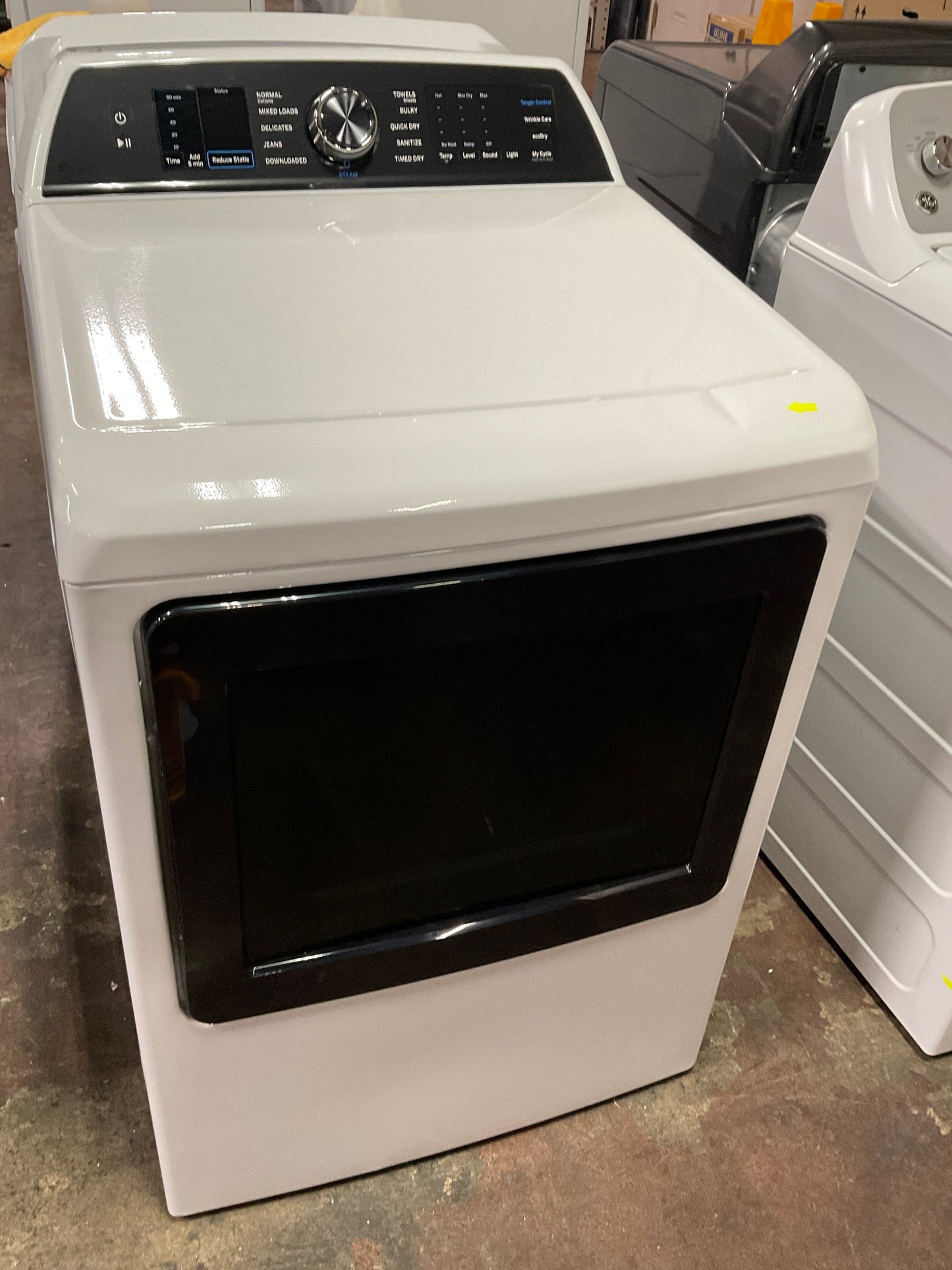 GE Profile™ ENERGY STAR® 7.4 cu. ft. Capacity Smart aluminized alloy drum Electric Dryer with Sanitize Cycle and Sensor Dry