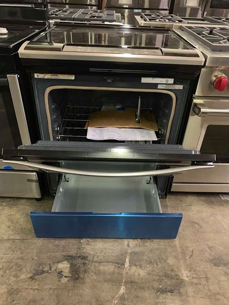 Whirlpool Electric Slide-in Stove