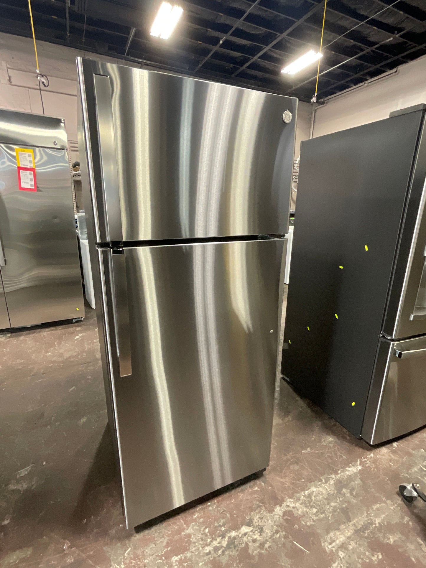 GE® 17.5 Cu. Ft. Top-Freezer Refrigerator