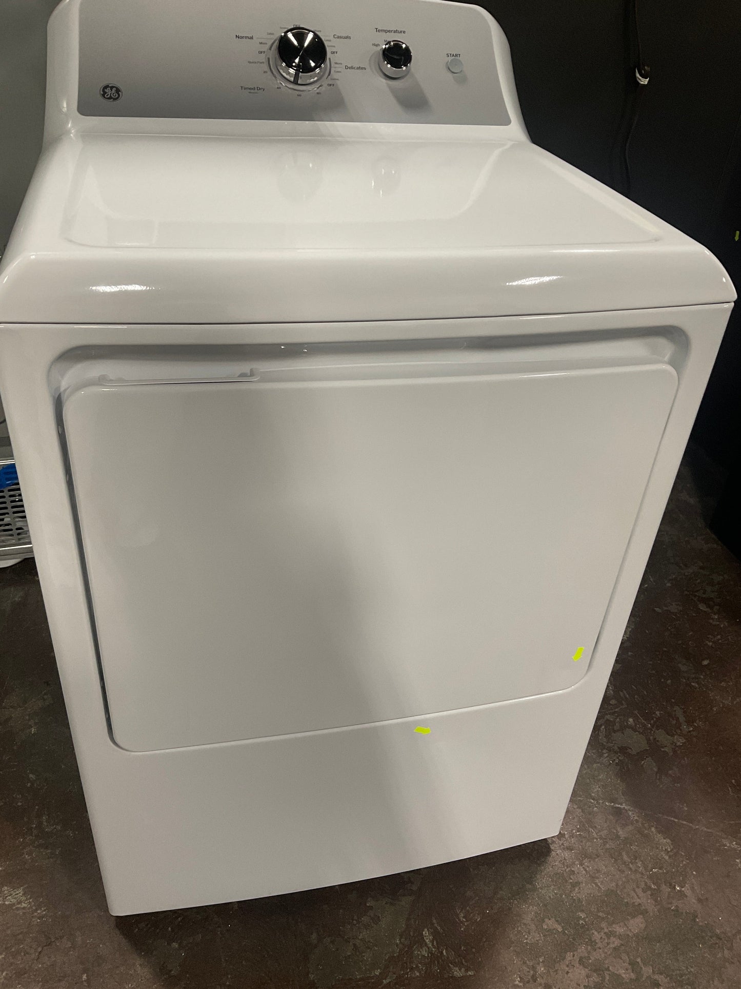 GE GE® 7.2 cu. ft. Capacity Electric Dryer with Up To 120 ft. Venting and Reversible Door