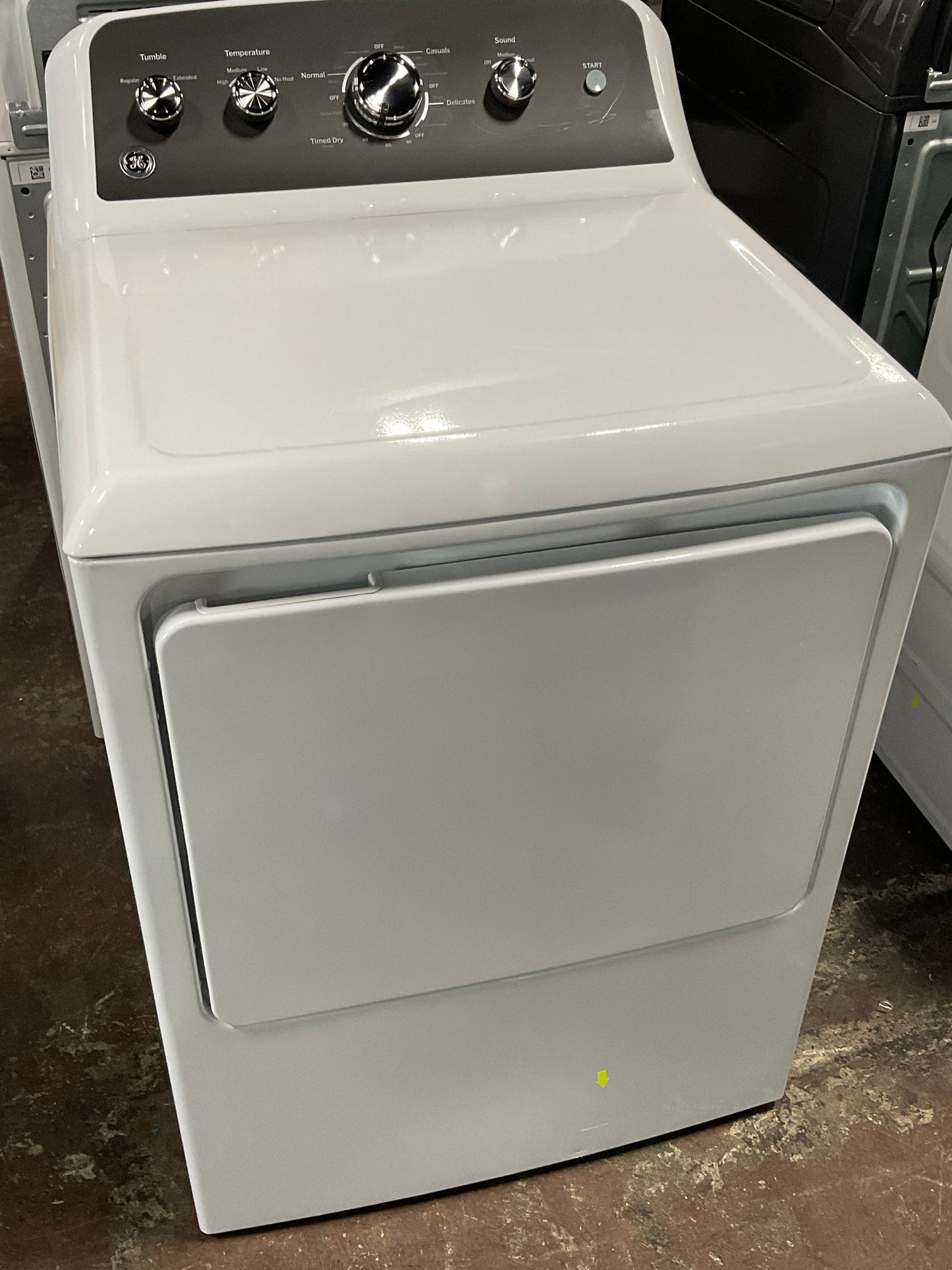 GE GE® 7.2 cu. ft. Capacity Electric Dryer with Up To 120 ft. Venting and Extended Tumble