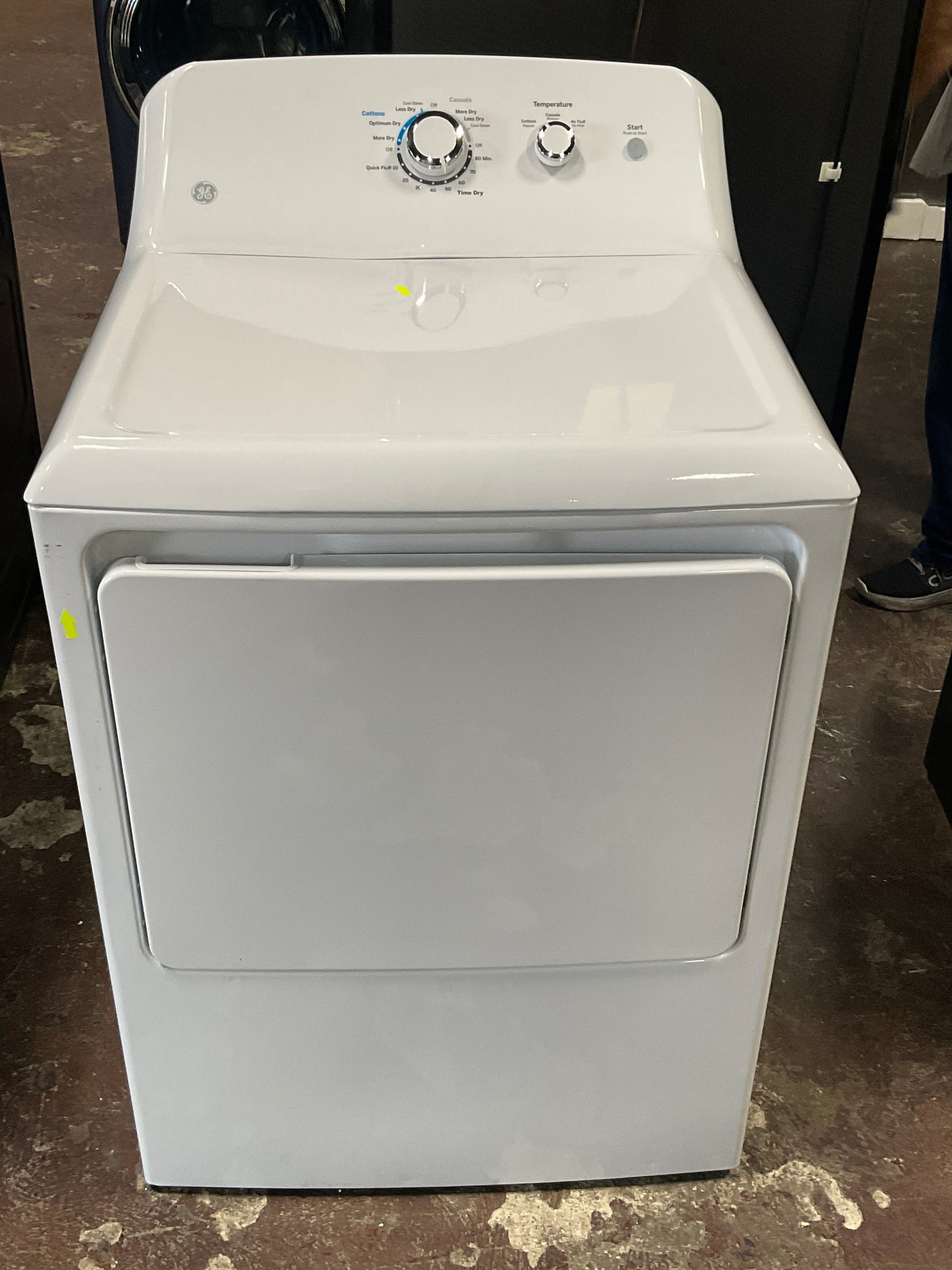 GE 6.2 cu. ft. Capacity Electric Dryer with Up To 120 ft. Venting and Shallow Depth