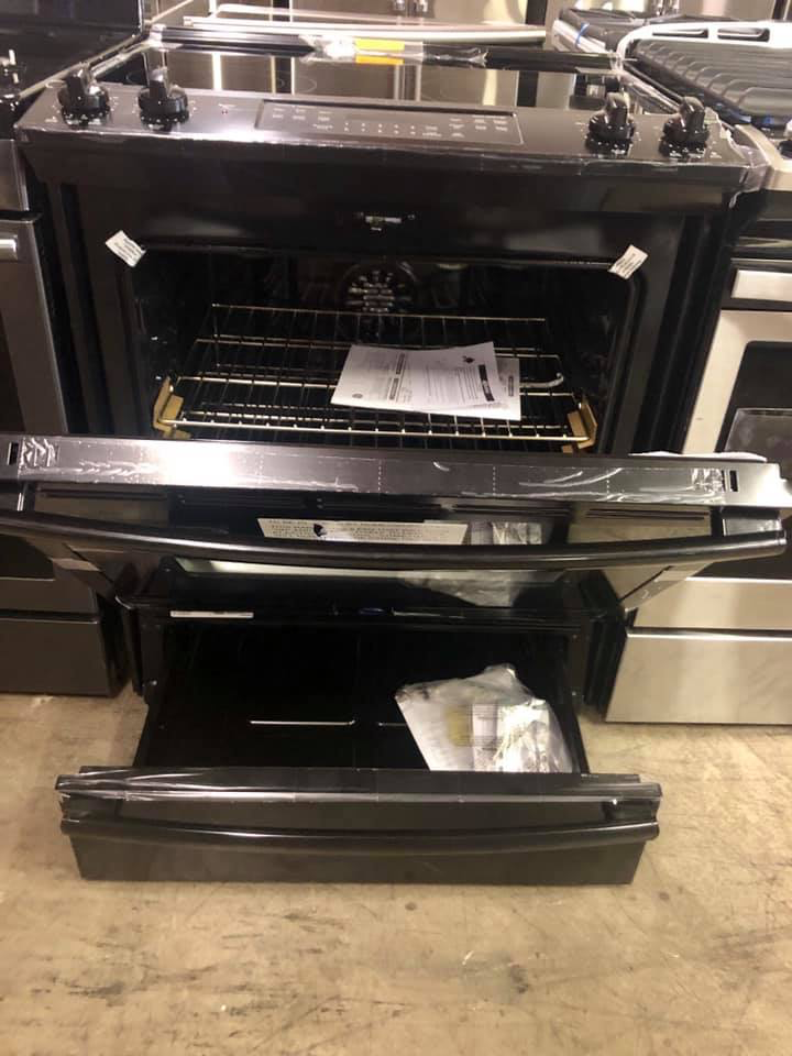 GE Slide-In Electric Stove with convection oven