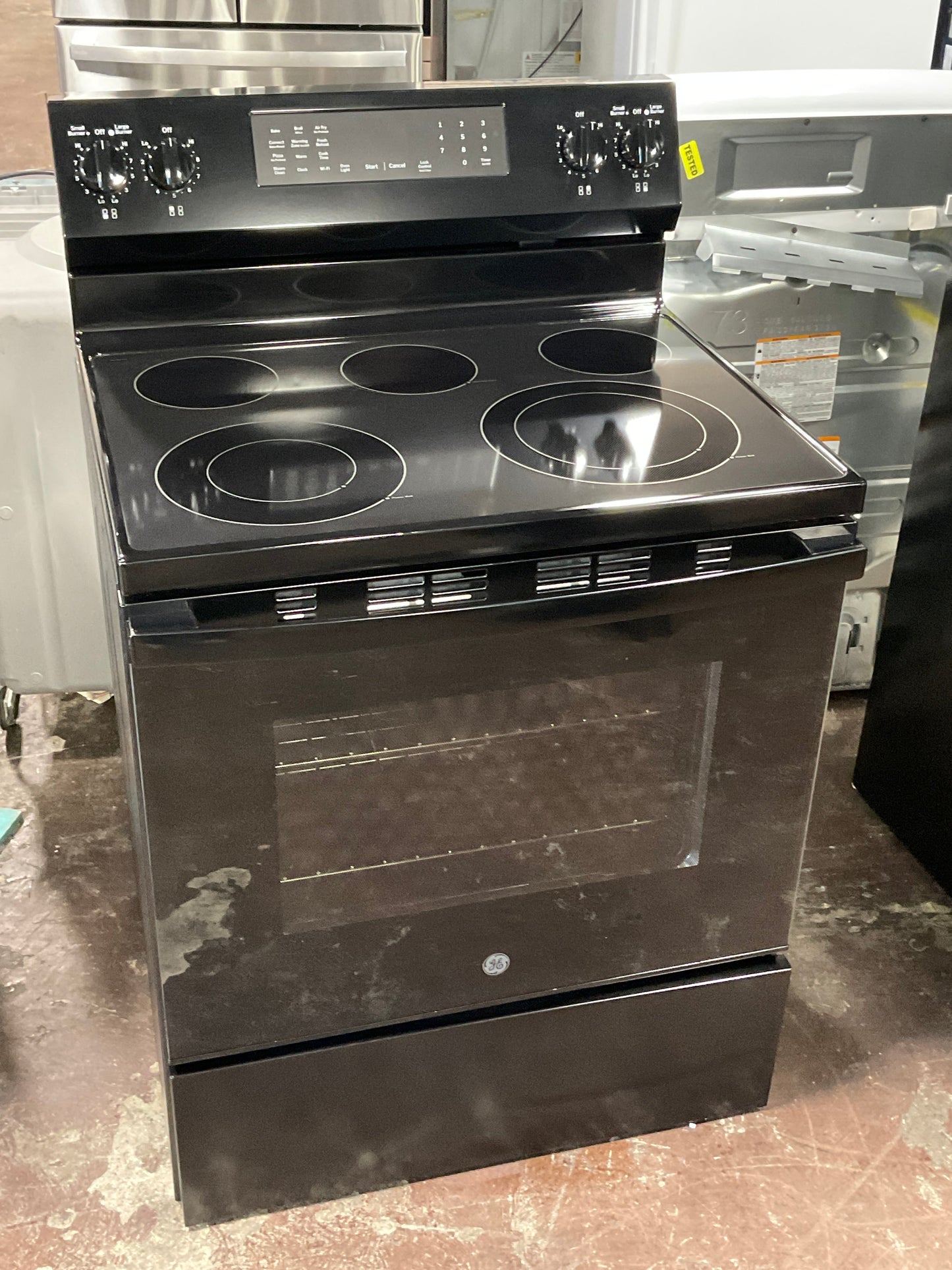 GE® ENERGY STAR® 30" Free-Standing Electric Convection Range with No Preheat Air Fry and EasyWash™ Oven Tray