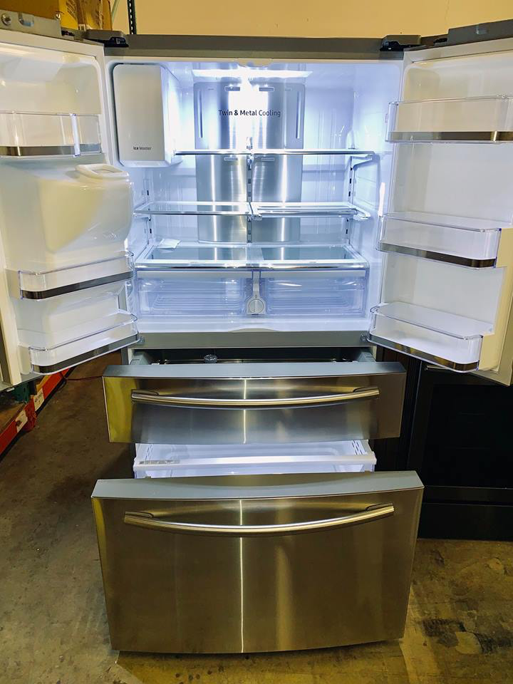 Samsung Family Hub French Refrigerator