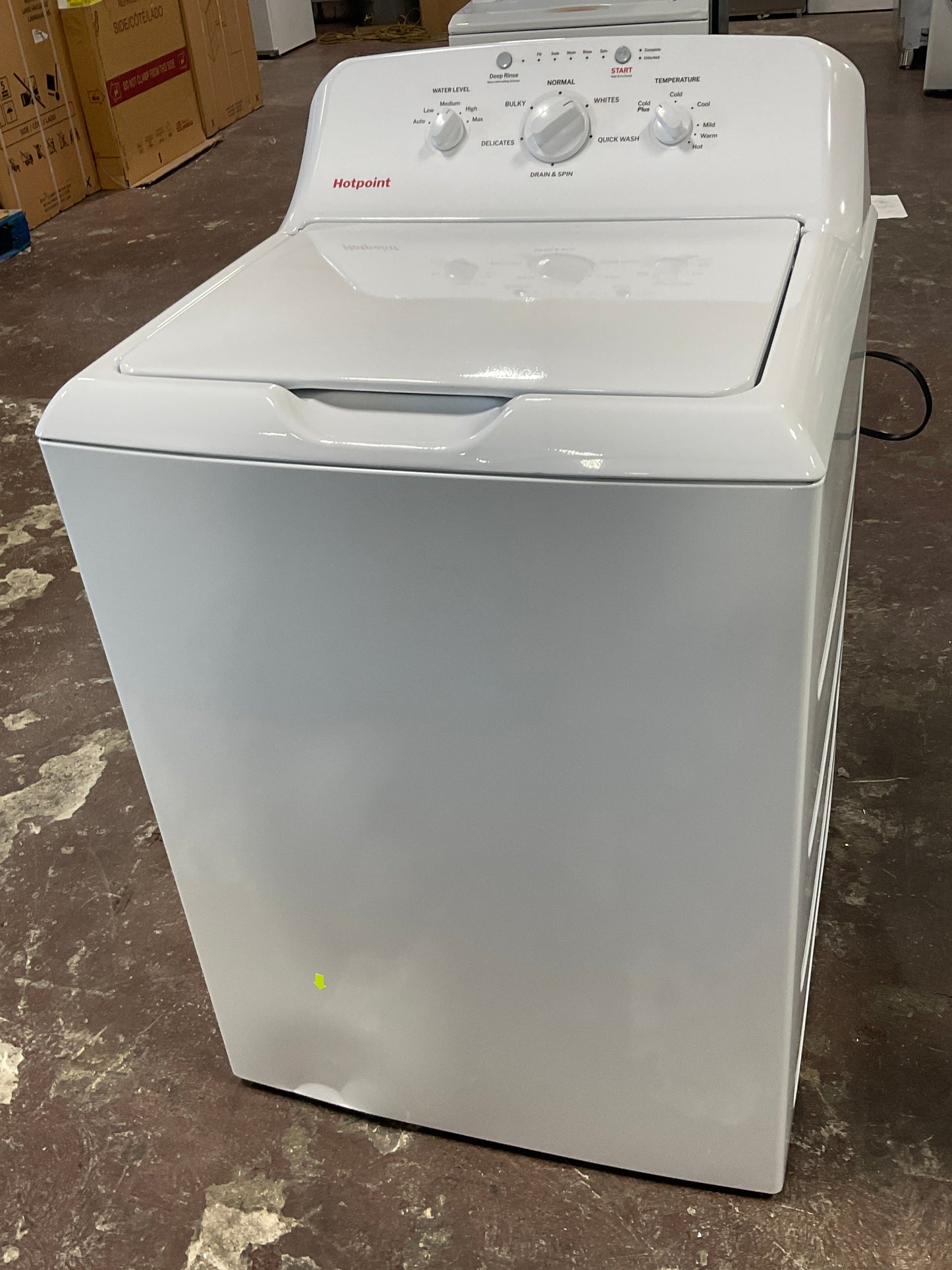 Hotpoint® 4.0 cu. ft. Capacity Washer with Stainless Steel Basket,Cold Plus and Water Level Control