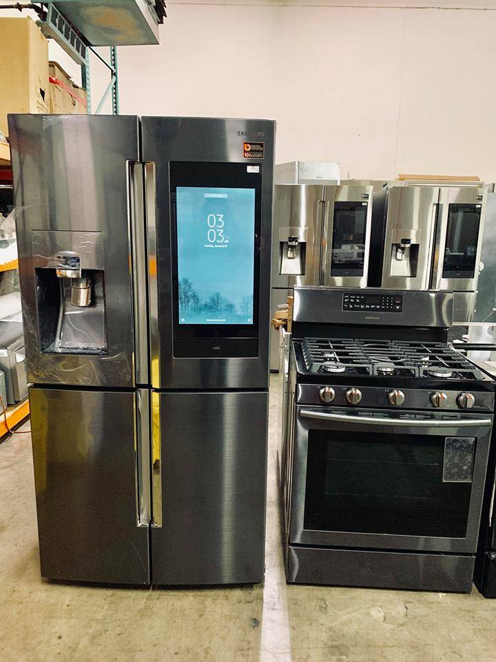 Samsung Flex 4 door Family Hub Refrigerator in Black stainless
