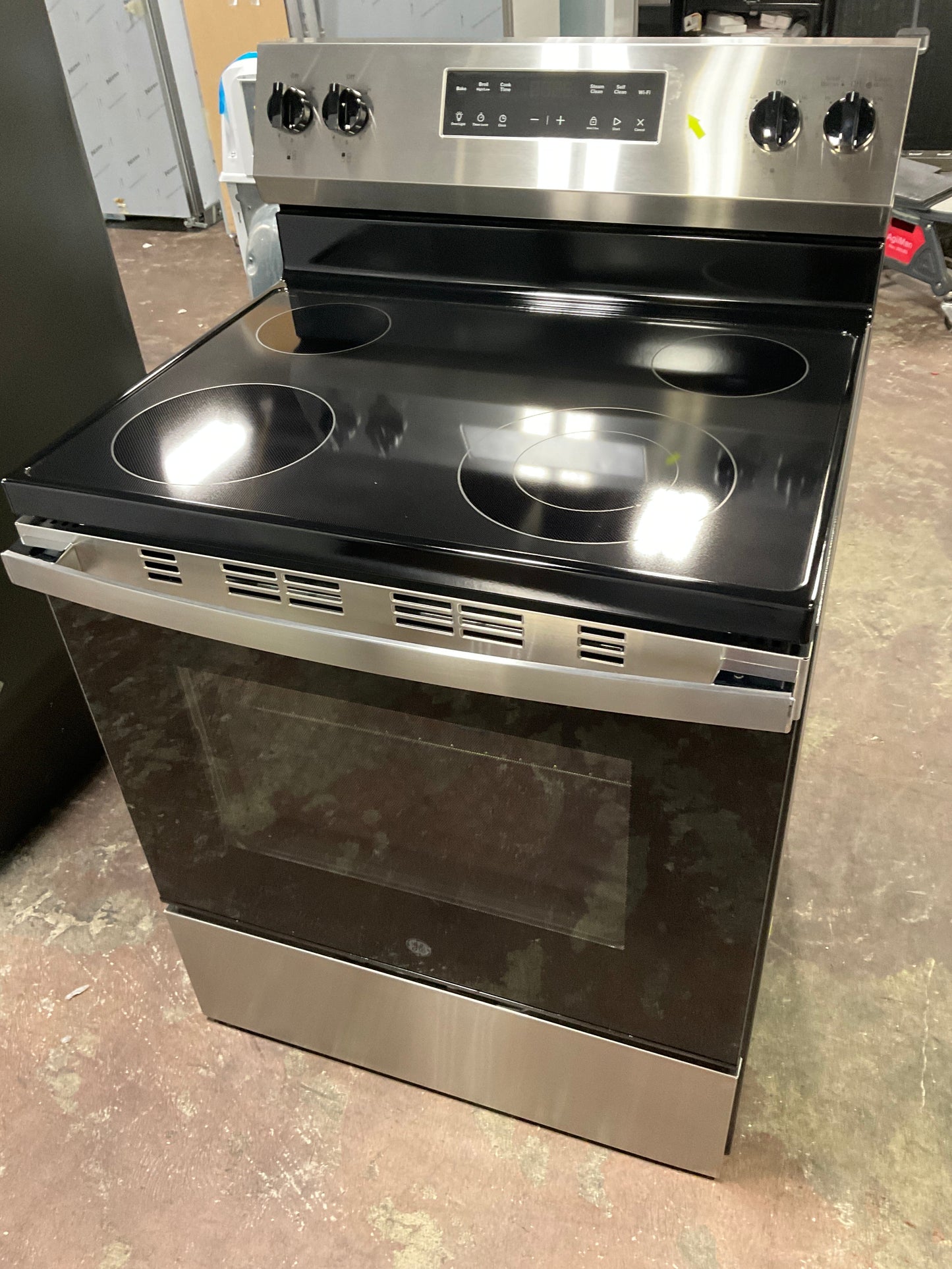 GE GE® ENERGY STAR® 30" Free-Standing Electric Range