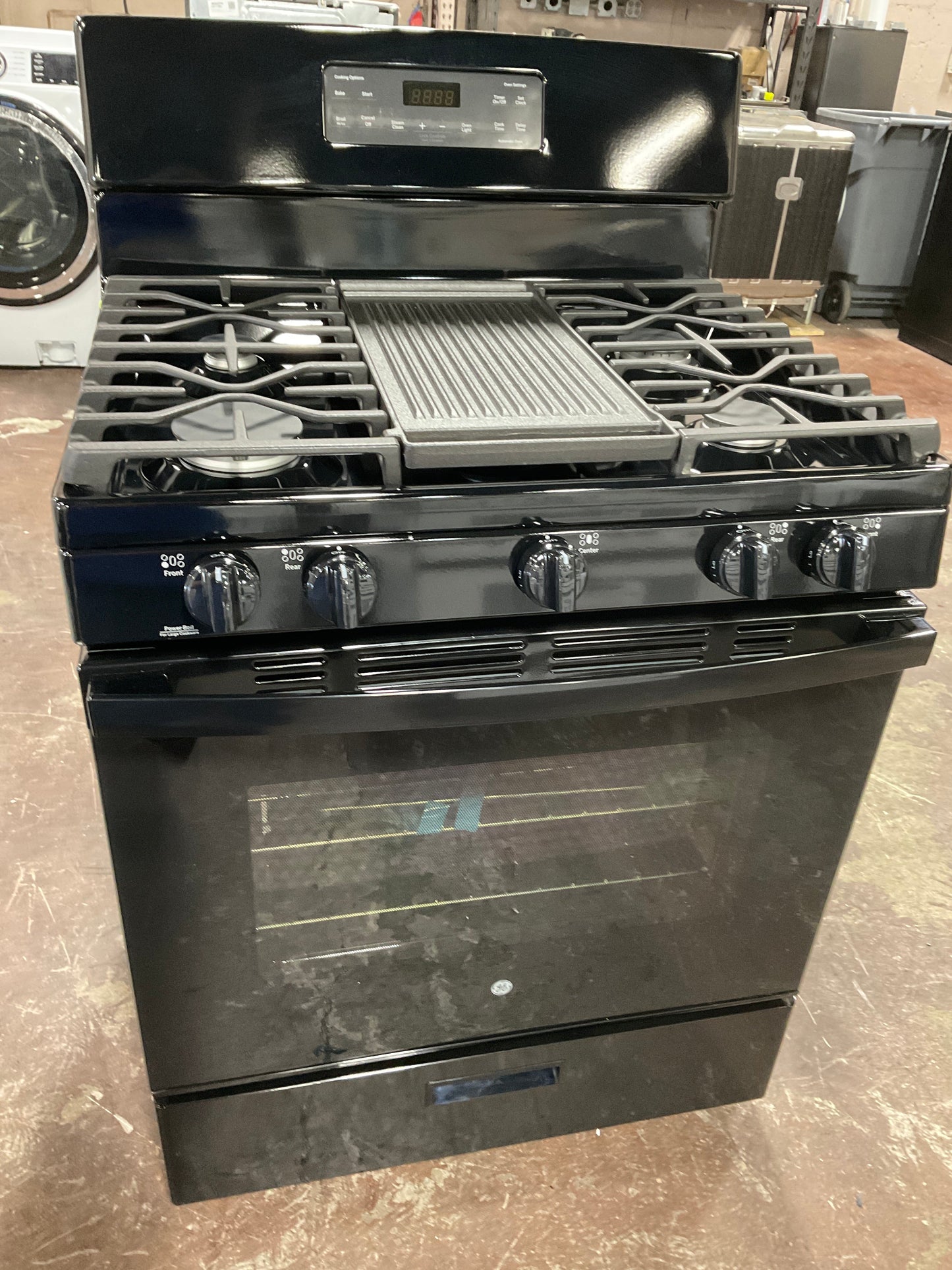 GE® 30" Free-Standing Gas Range