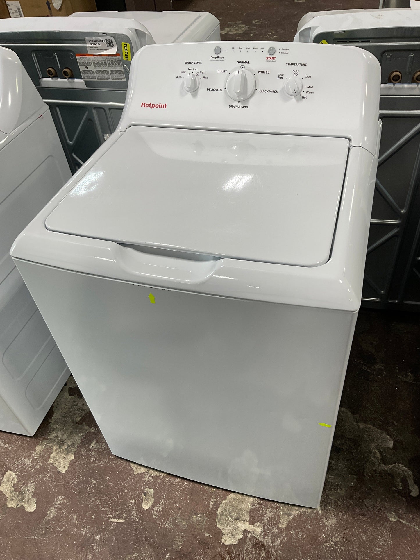 Hotpoint® 4.0 cu. ft. Capacity Washer with Stainless Steel Basket,Cold Plus and Water Level Control