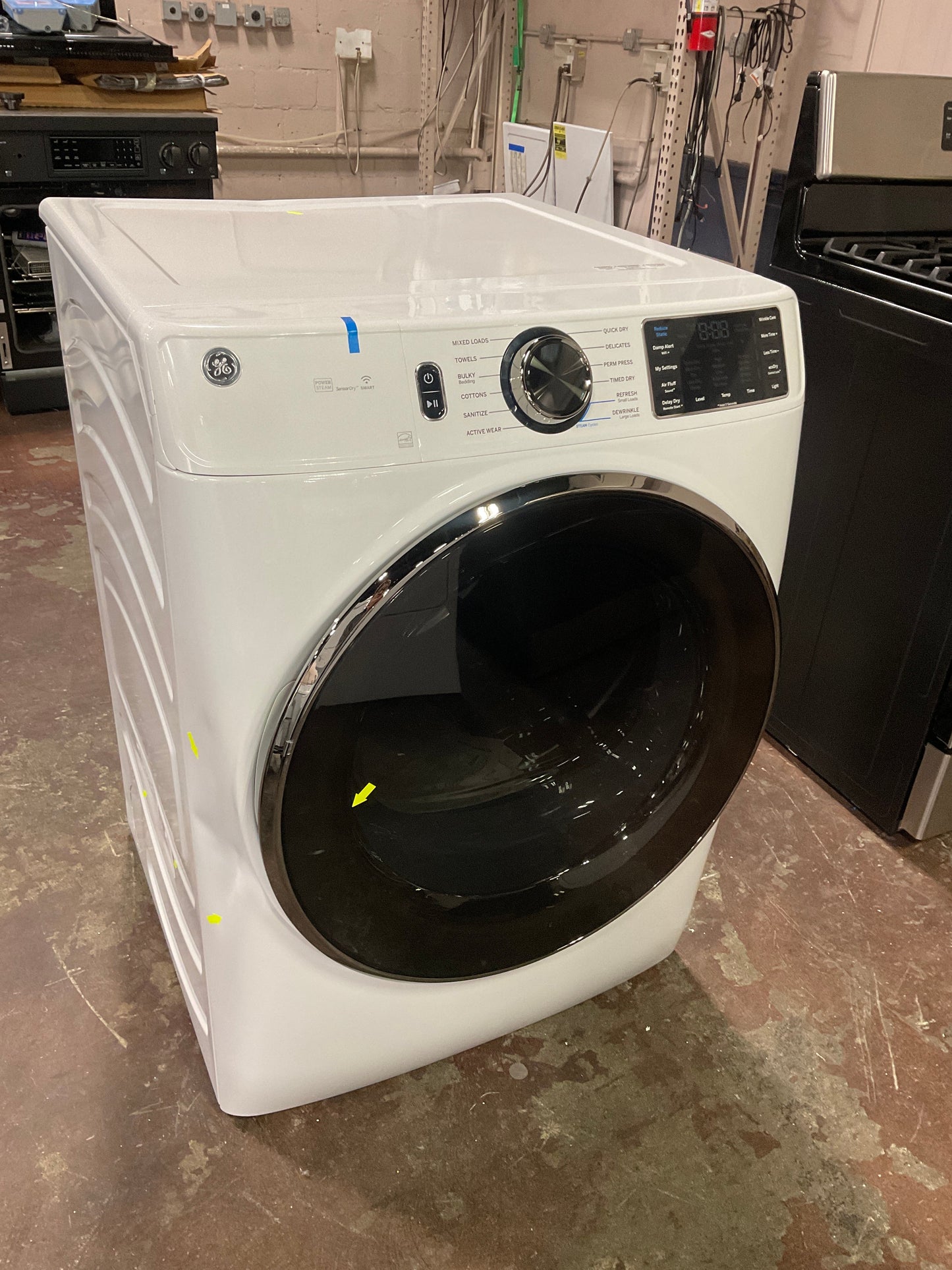 GE® ENERGY STAR® 7.8 cu. ft. Capacity Smart Front Load Electric Dryer with Steam and Sanitize Cycle