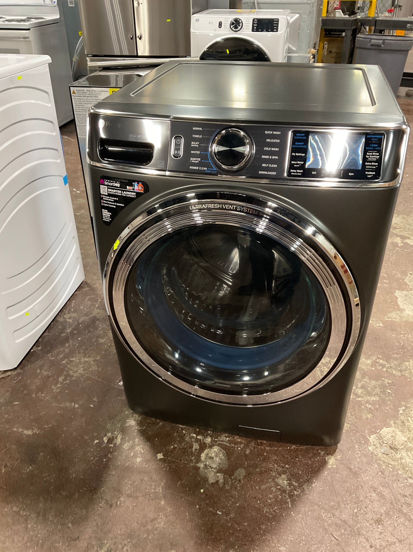GE Profile™ 5.5 cu. ft. Capacity Smart Front Load ENERGY STAR® Steam Washer with UltraFresh Vent System+ and Smart Wash & Smart Rinse