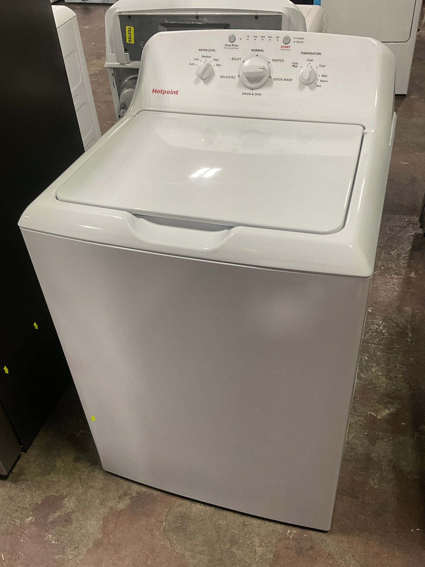 Hotpoint® 4.0 cu. ft. Capacity Washer with Stainless Steel Basket,Cold Plus and Water Level Control