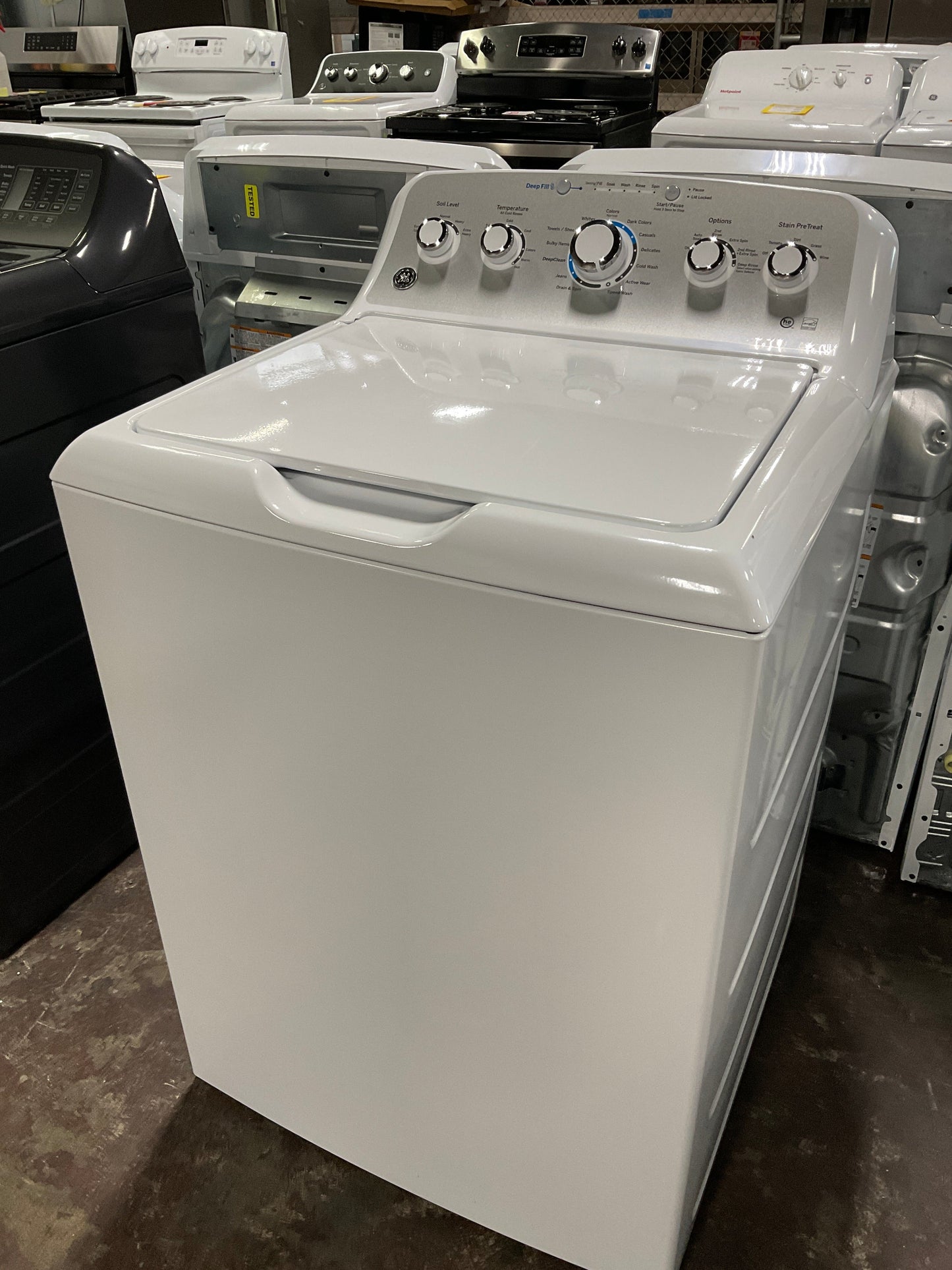 GE GE® ENERGY STAR® 4.4 cu. ft. stainless steel capacity washer
