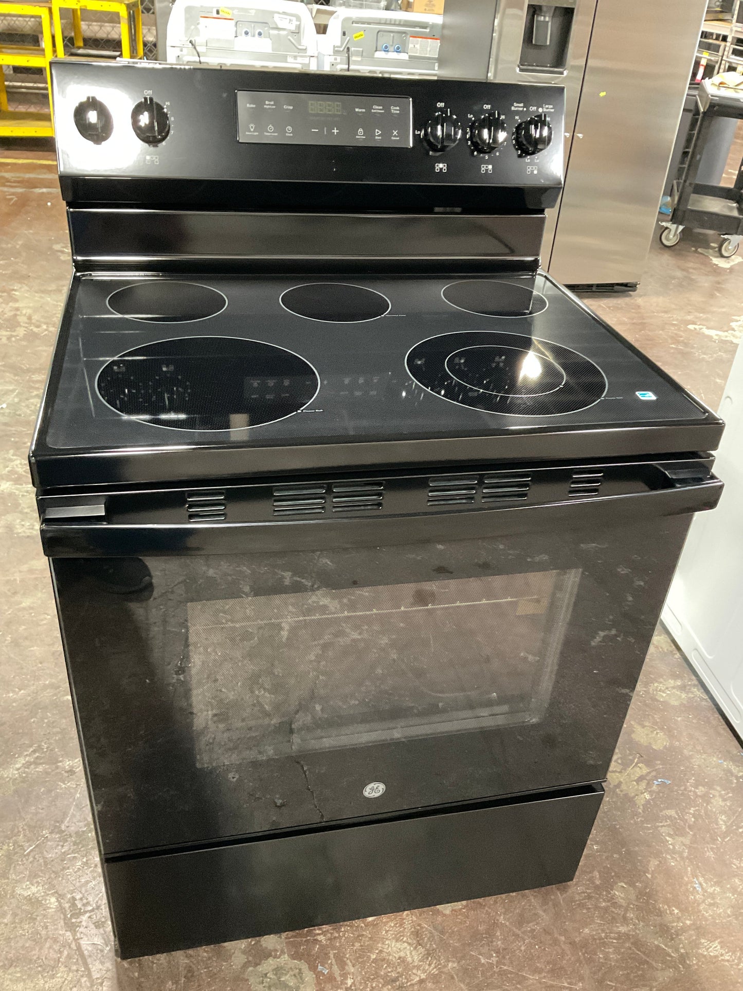 GE® ENERGY STAR® 30" Free-Standing Electric Range with Crisp Mode