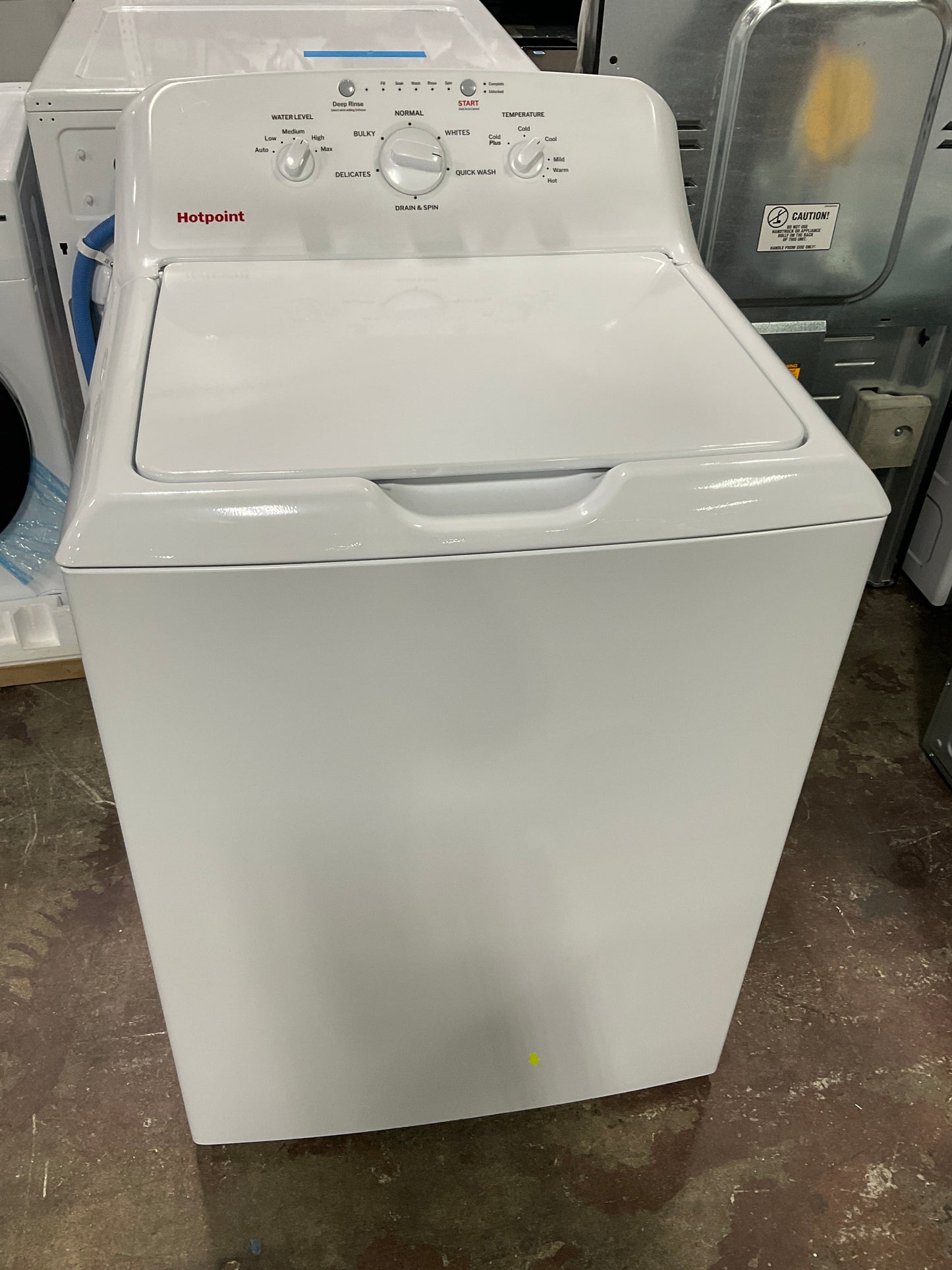 Hotpoint® 4.0 cu. ft. Capacity Washer with Stainless Steel Basket,Cold Plus and Water Level Control