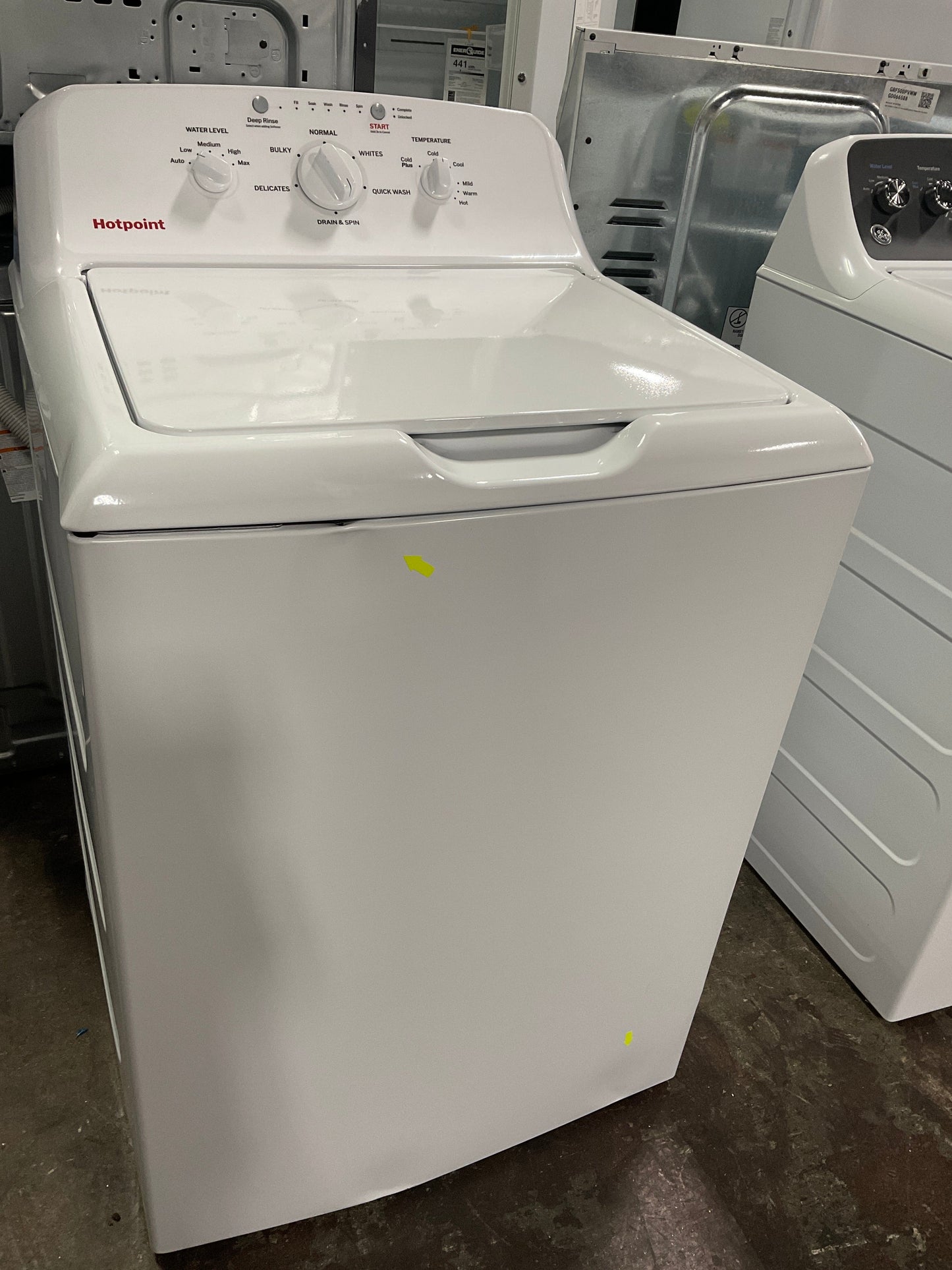 Hotpoint® 4.0 cu. ft. Capacity Washer with Stainless Steel Basket,Cold Plus and Water Level Control
