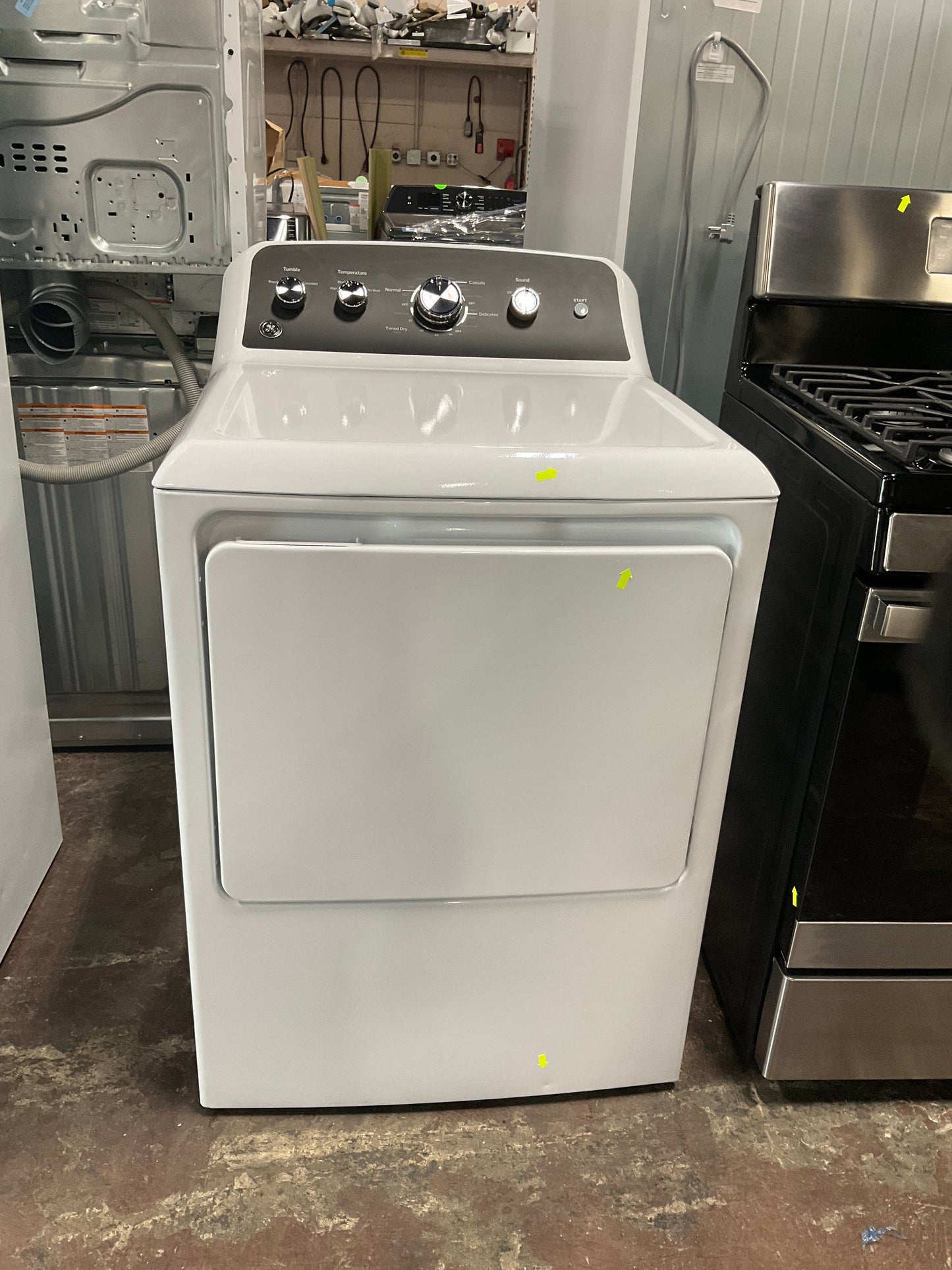 GE GE® 7.2 cu. ft. Capacity Electric Dryer with Up To 120 ft. Venting and Extended Tumble