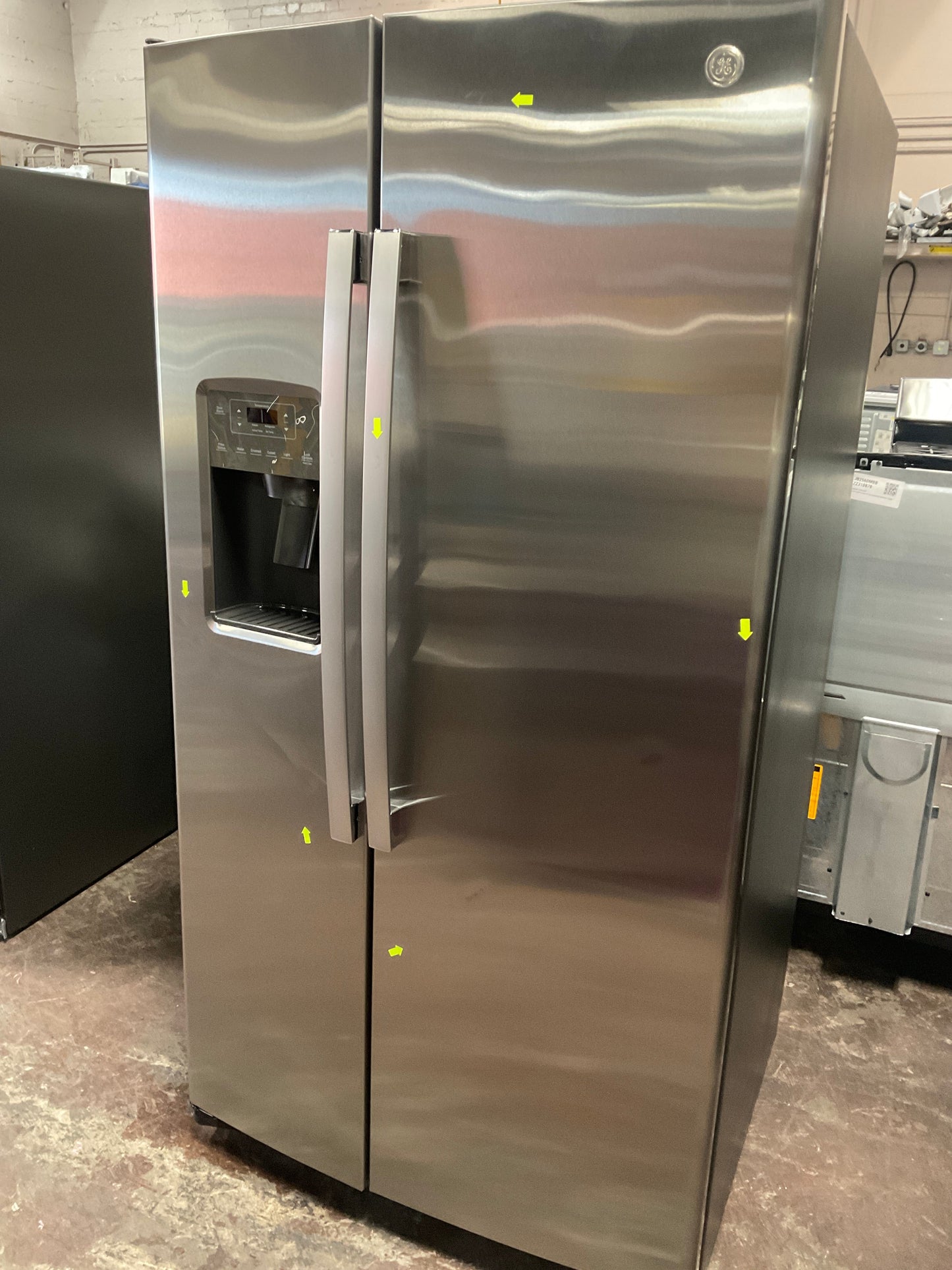 GE® ENERGY STAR® 25.3 Cu. Ft. Side-By-Side Refrigerator
