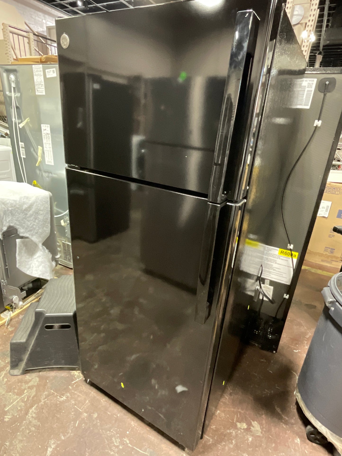 GE® 17.5 Cu. Ft. Top-Freezer Refrigerator